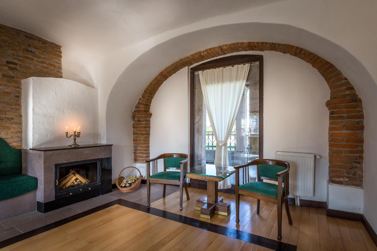 Castle Hotel Daniel Baraolt Luaran gambar