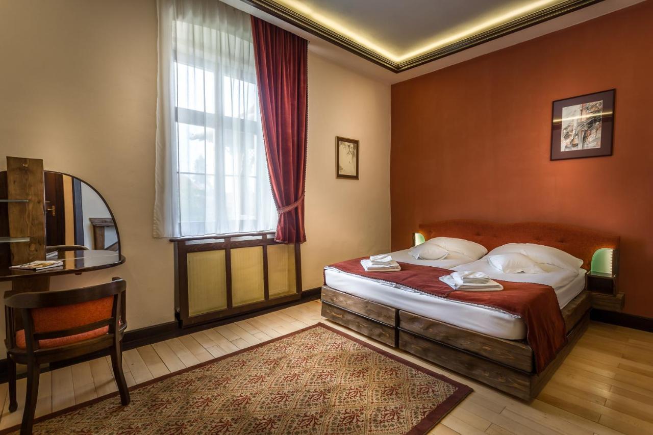 Castle Hotel Daniel Baraolt Luaran gambar