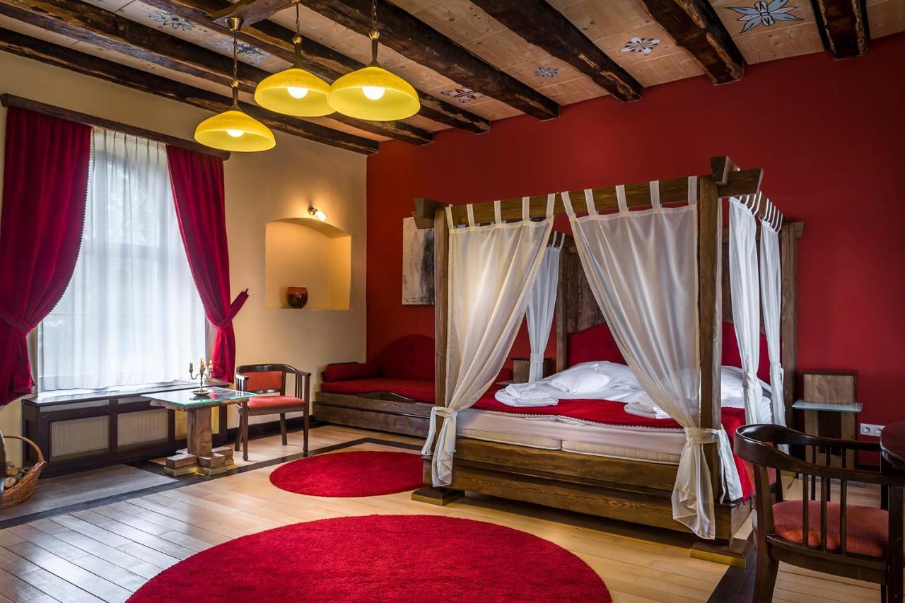 Castle Hotel Daniel Baraolt Luaran gambar