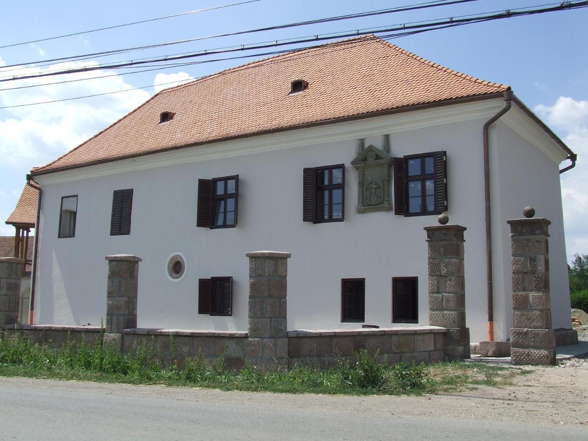 Castle Hotel Daniel Baraolt Luaran gambar