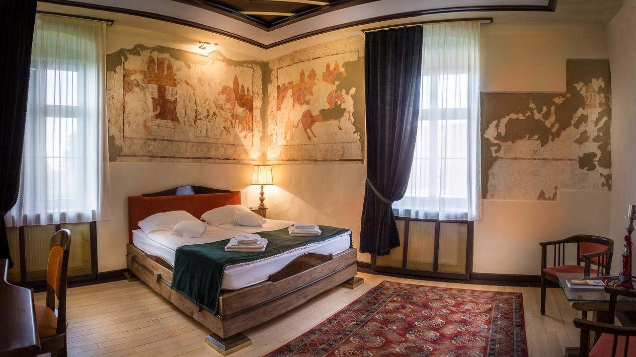 Castle Hotel Daniel Baraolt Luaran gambar