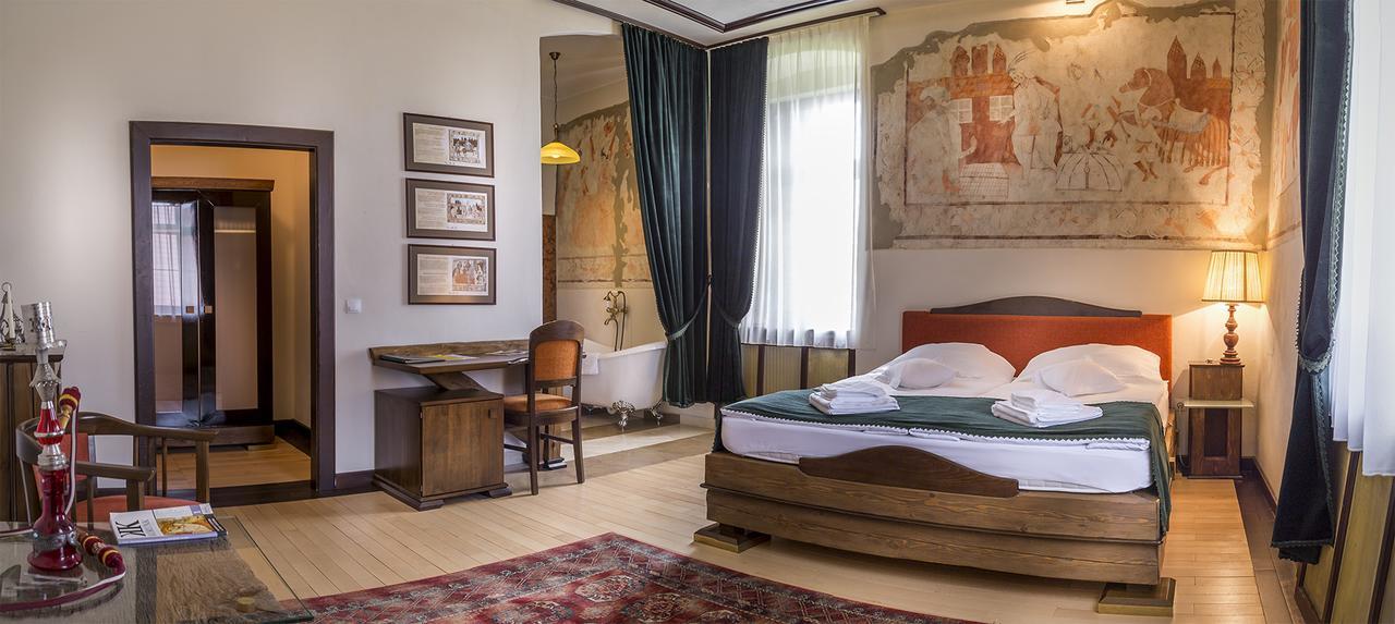 Castle Hotel Daniel Baraolt Luaran gambar