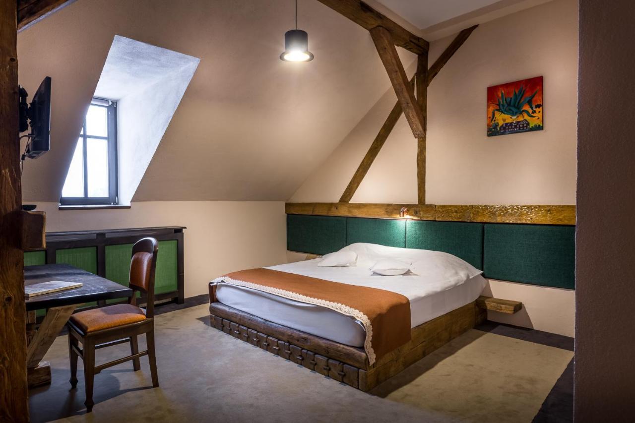 Castle Hotel Daniel Baraolt Luaran gambar