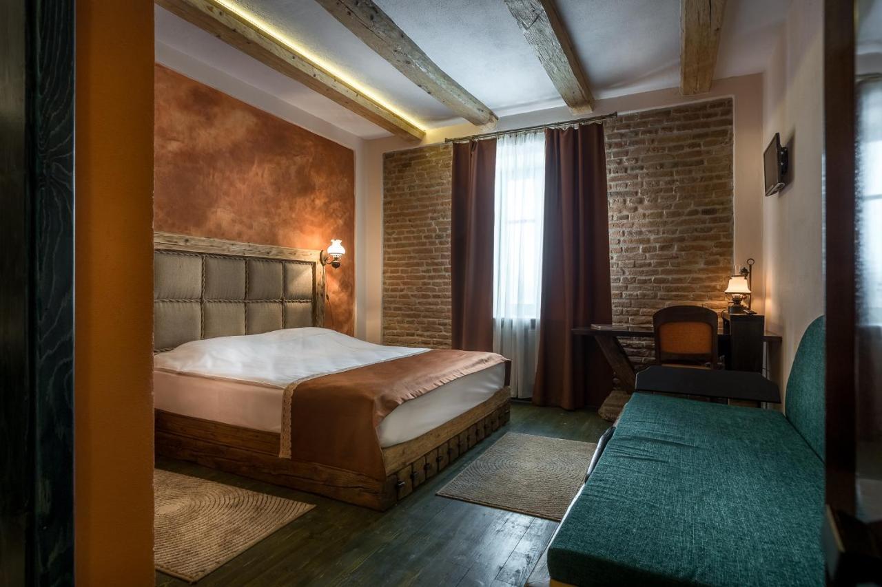 Castle Hotel Daniel Baraolt Luaran gambar