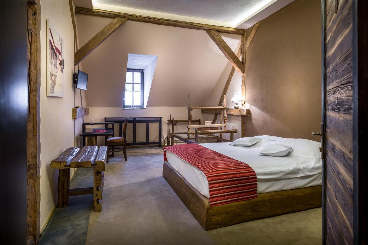 Castle Hotel Daniel Baraolt Luaran gambar
