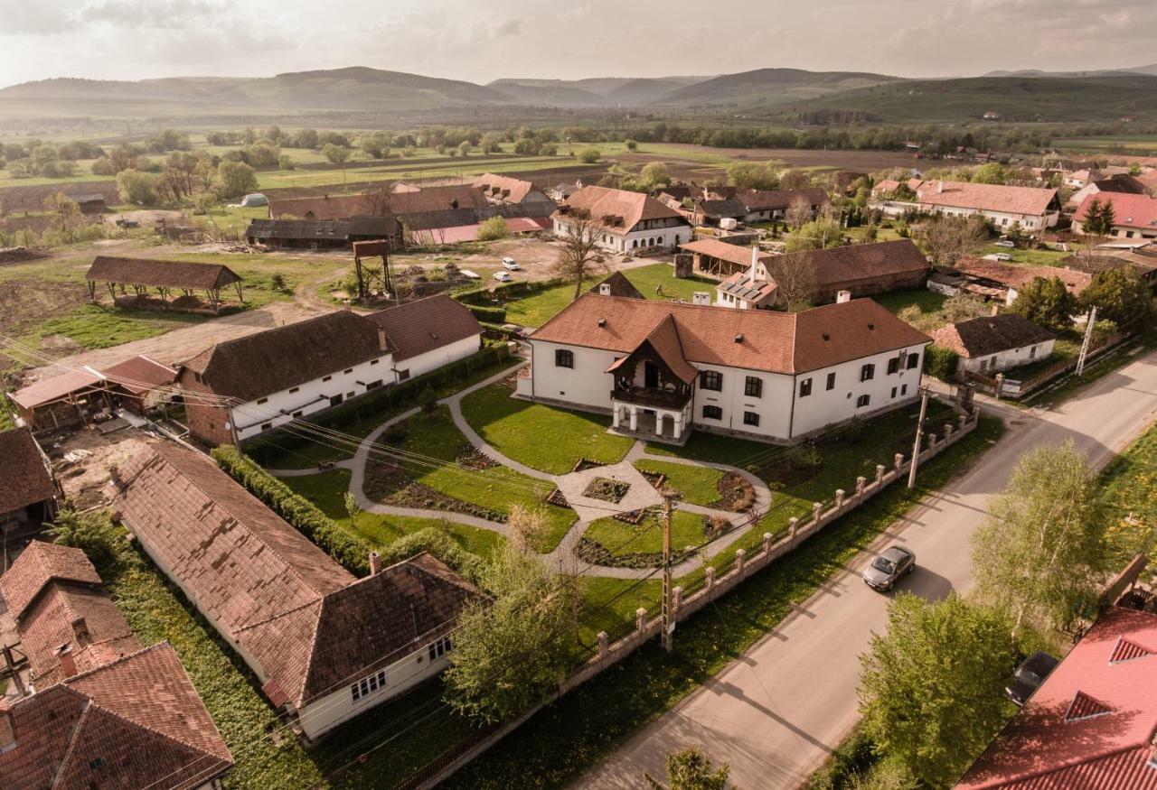 Castle Hotel Daniel Baraolt Luaran gambar